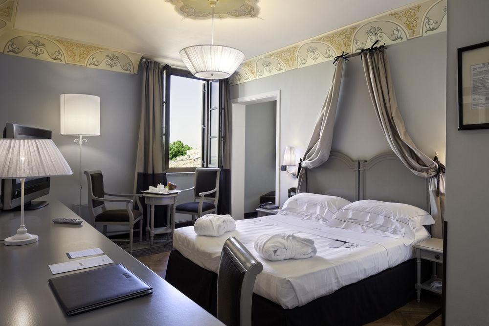 Unahotels Palazzo Mannaioni Toscana Montaione Εξωτερικό φωτογραφία