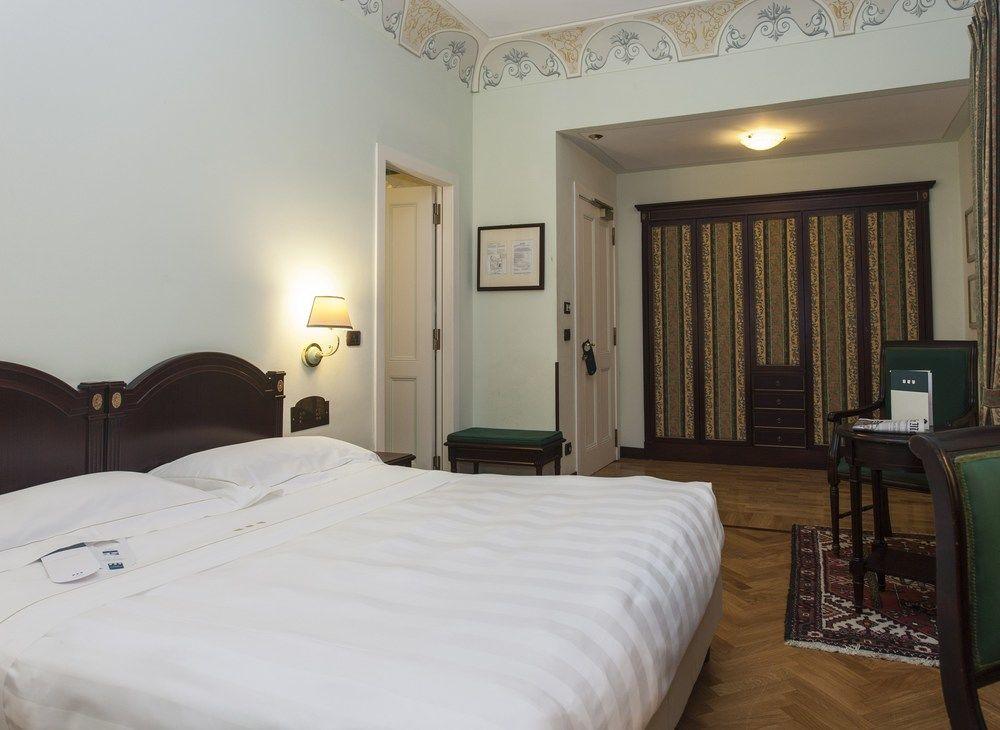Unahotels Palazzo Mannaioni Toscana Montaione Εξωτερικό φωτογραφία