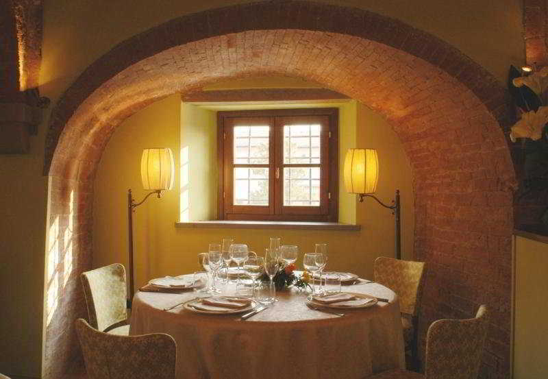 Unahotels Palazzo Mannaioni Toscana Montaione Εξωτερικό φωτογραφία