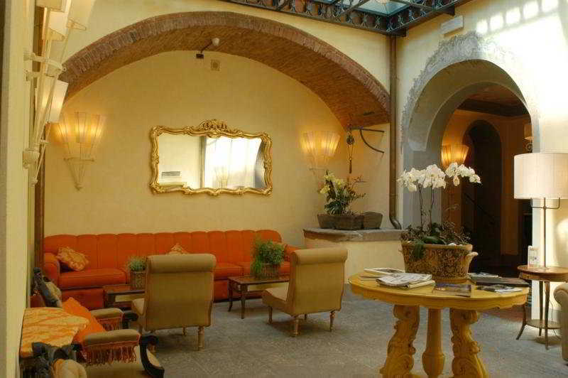 Unahotels Palazzo Mannaioni Toscana Montaione Εξωτερικό φωτογραφία